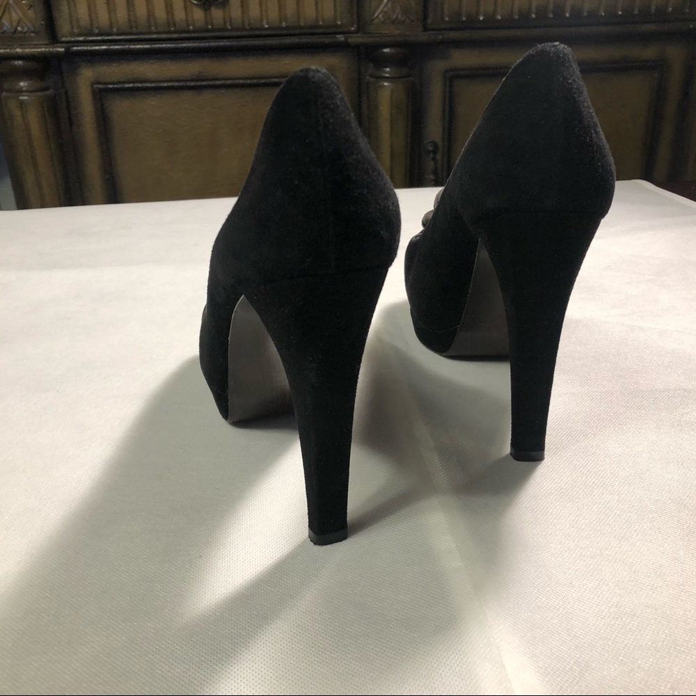 Stuart Weitzman Suede Pumps - Picture 3 of 5